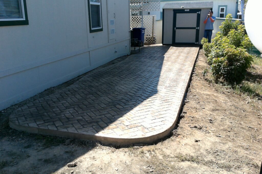 Finished decorative concrete side slab, Las Vegas NV